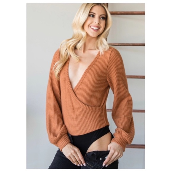 NEW Long Sleeve V Neck Bodysuits - Picture 3 of 8